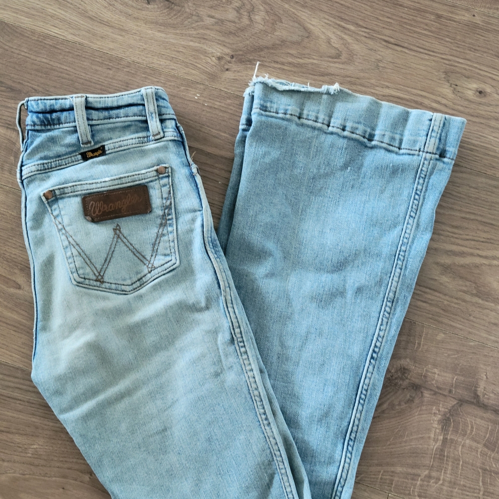 Wrangler Women's Light Blue Jeans